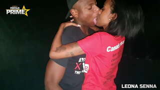 Black guy anakula skinny pussy yake kubwa mlingoti