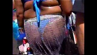 Lan-Day2k4.1-Ass2Sweet!